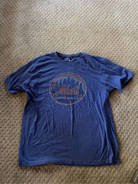 Genuine Merchandise Men’s MLB New York Mets T-Shirt